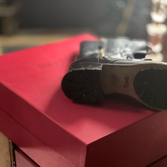 Valentino Black Calfskin Leather Ruffle Combat Boot Sz.38 - Picture 7 of 11